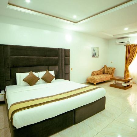 247 Luxury Hotel & Apartment Ajah Lekki Esterno foto