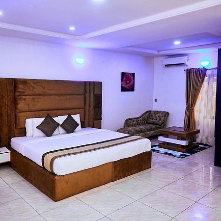 247 Luxury Hotel & Apartment Ajah Lekki Esterno foto