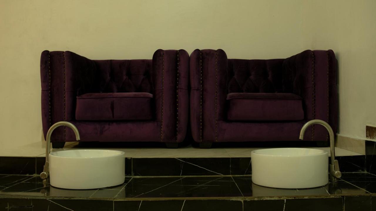 247 Luxury Hotel & Apartment Ajah Lekki Esterno foto
