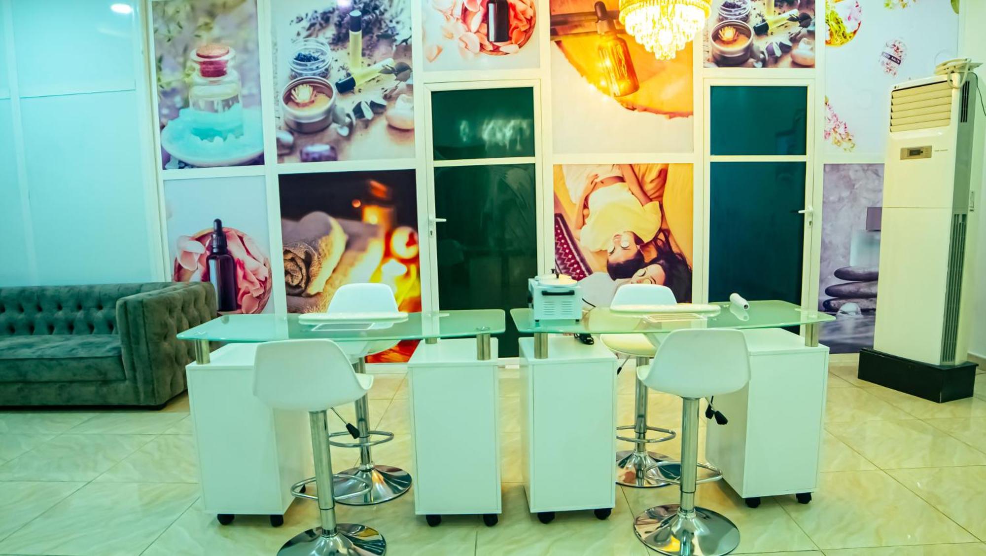 247 Luxury Hotel & Apartment Ajah Lekki Esterno foto