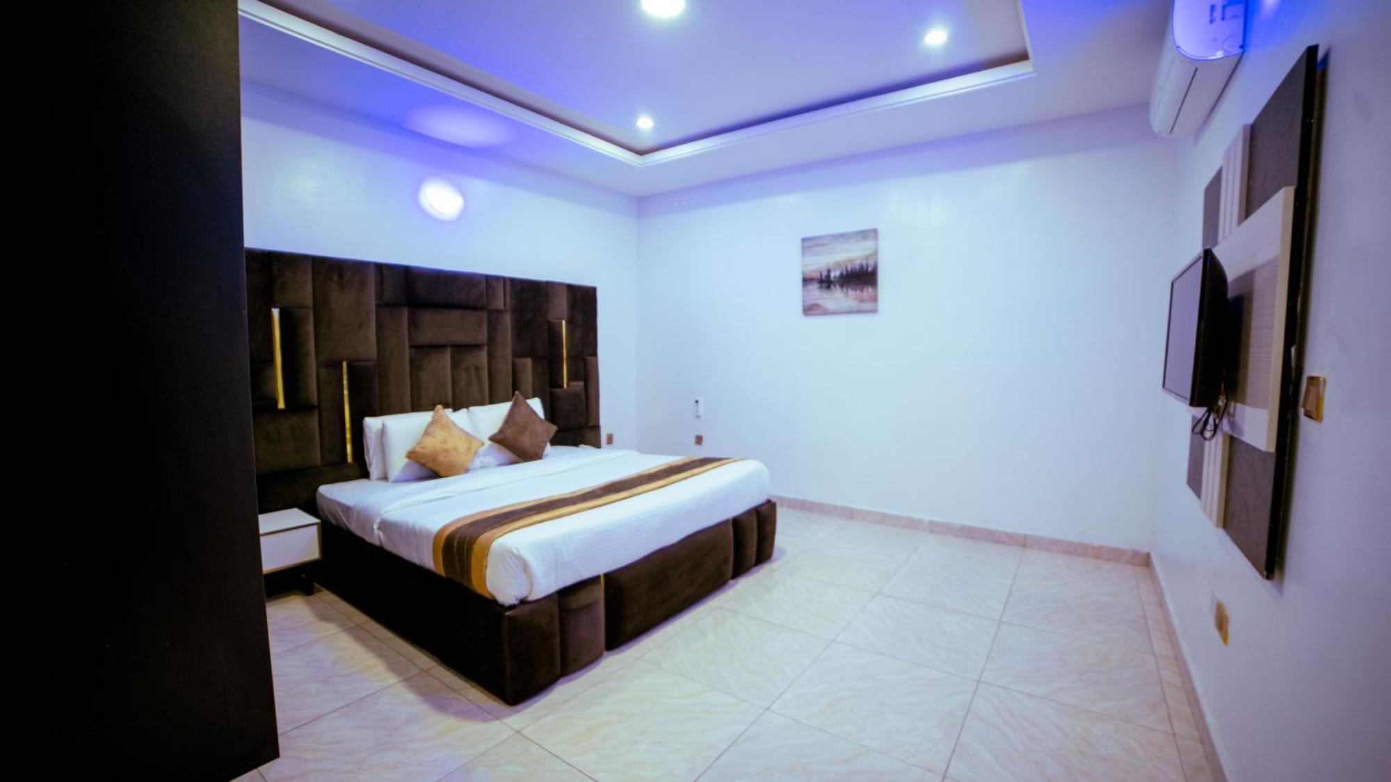 247 Luxury Hotel & Apartment Ajah Lekki Esterno foto