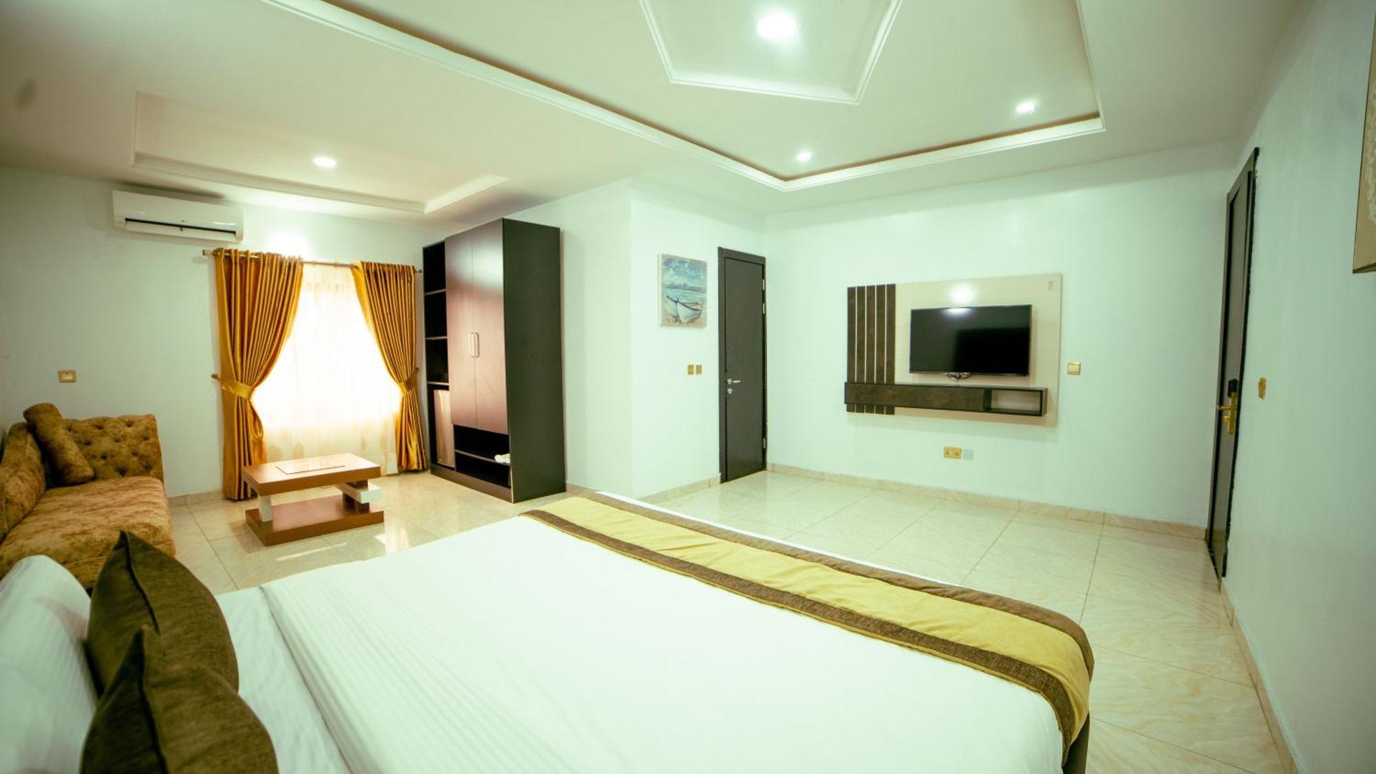 247 Luxury Hotel & Apartment Ajah Lekki Esterno foto